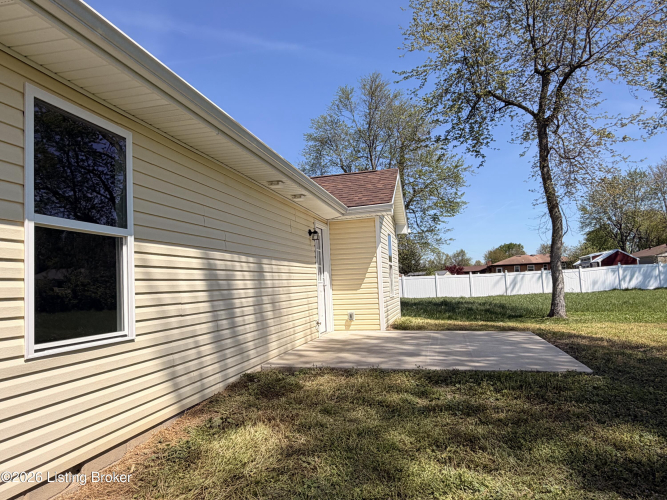 Listing Image 26
