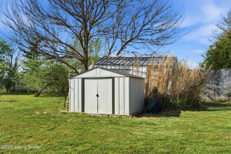 Listing Image 43
