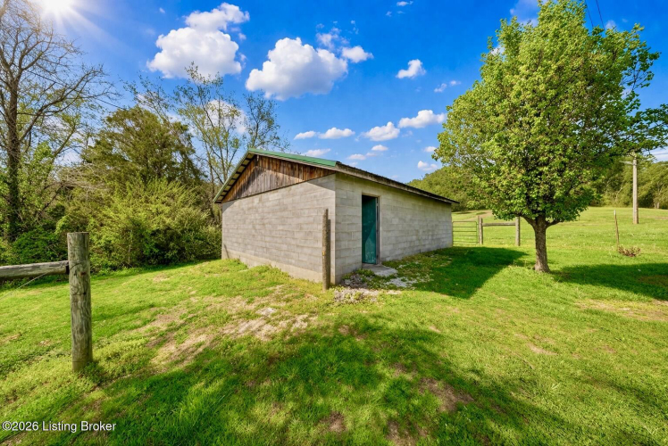 Listing Image 15