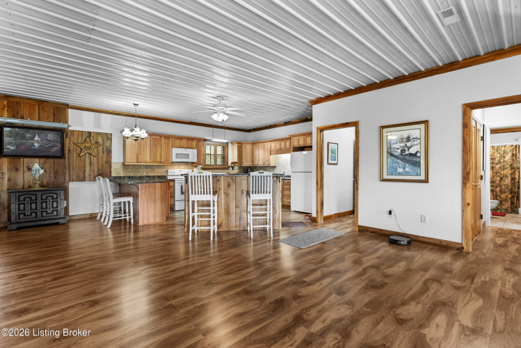 Listing Image 48