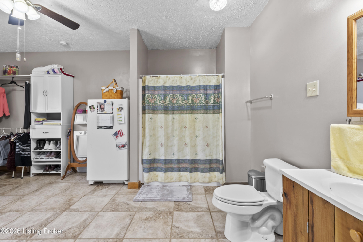 Listing Image 51