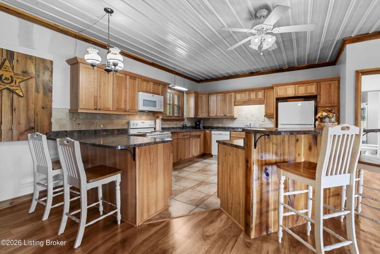 Listing Image 55