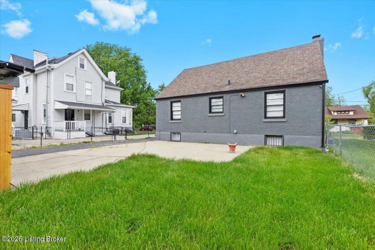 Listing Image 23