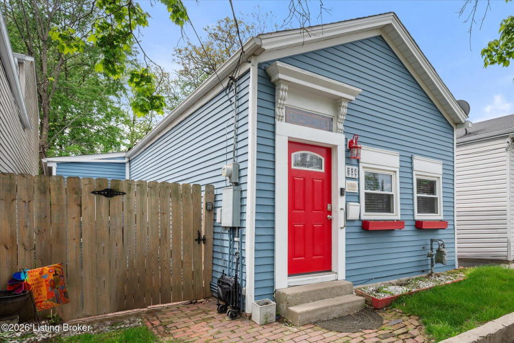 Listing Image 3