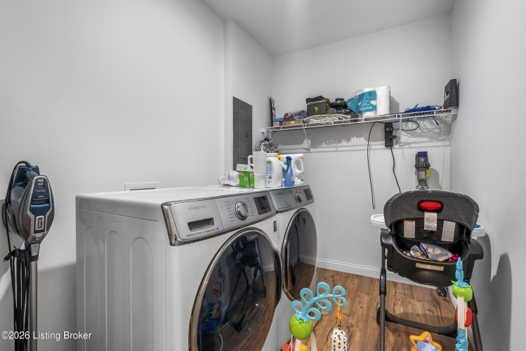 Listing Image 35