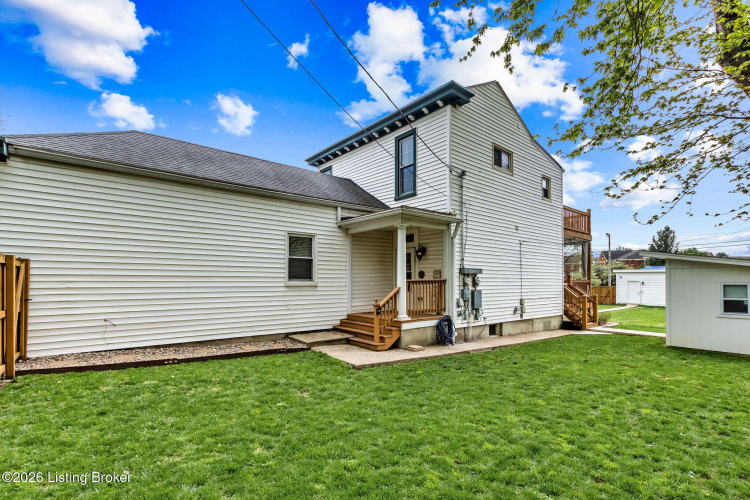 Listing Image 4