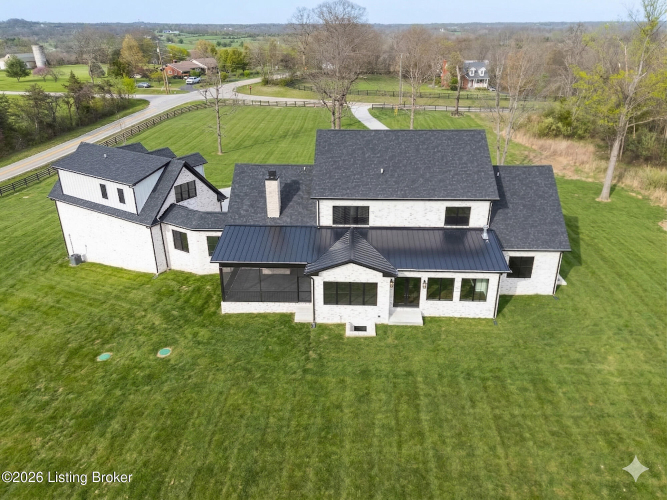 Listing Image 80