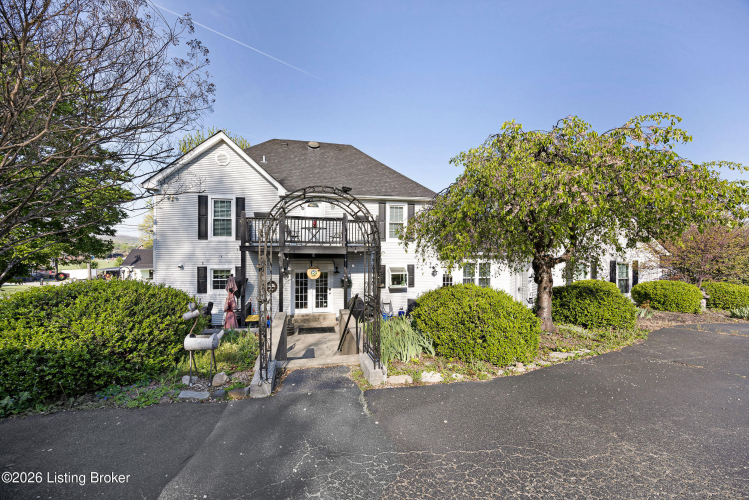 Listing Image 6
