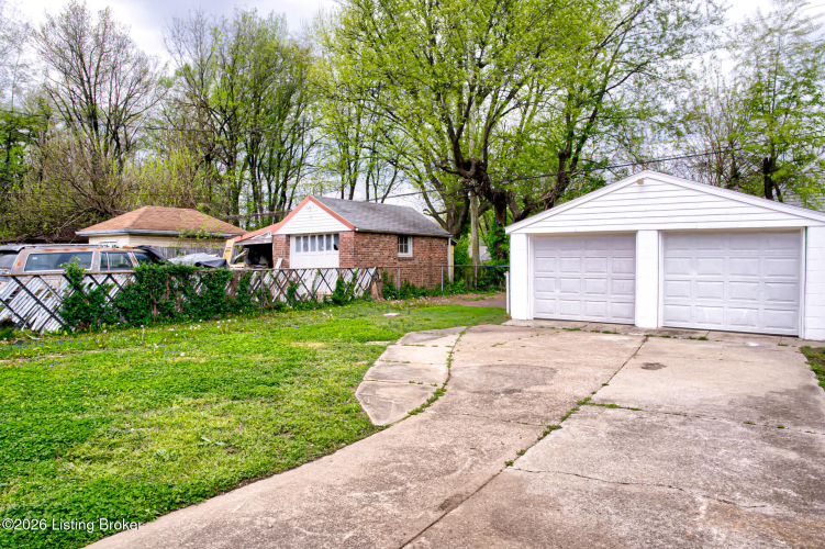 Listing Image 26