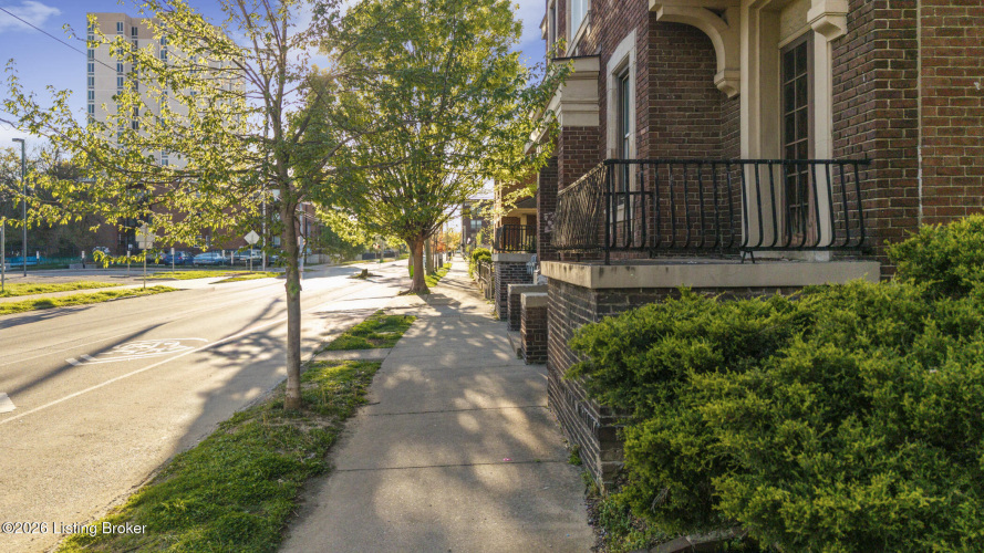 Listing Image 57
