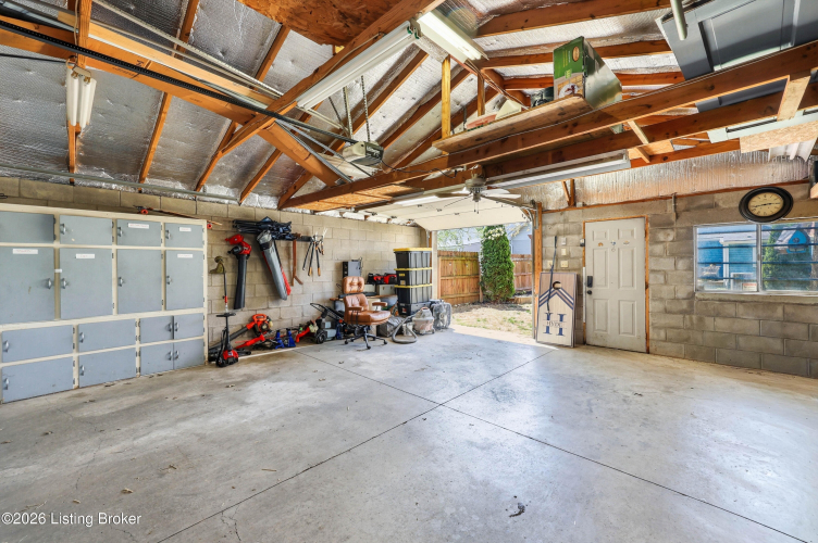 Listing Image 38