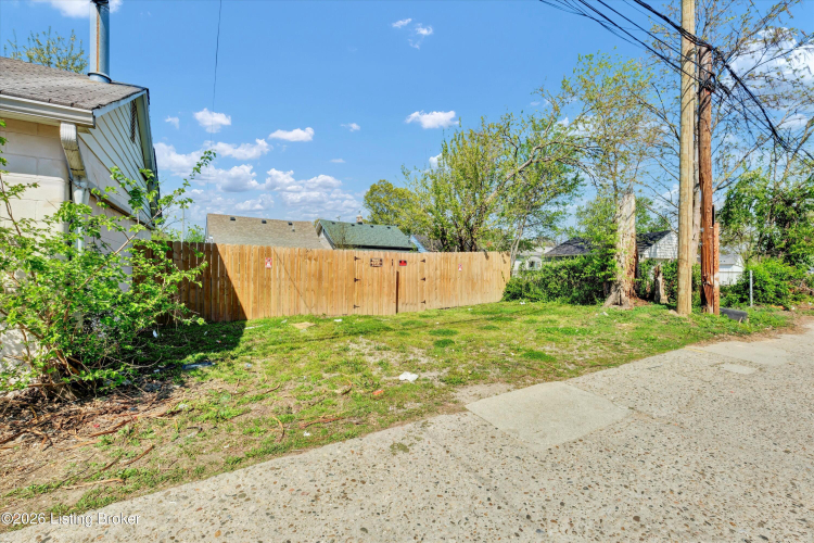 Listing Image 33
