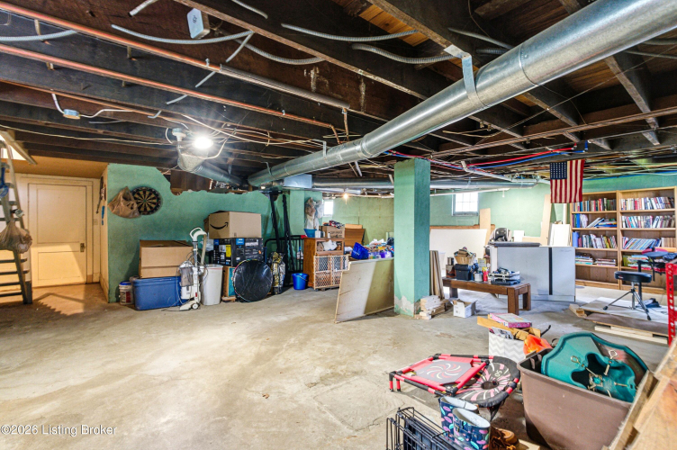 Listing Image 38