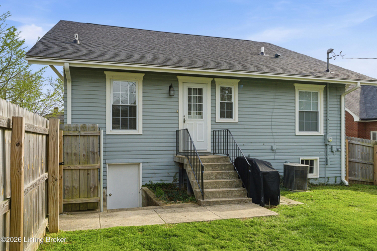 Listing Image 41