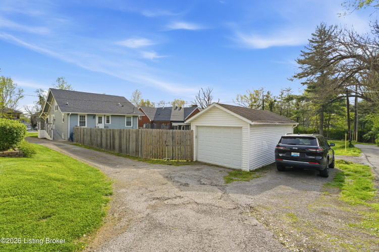 Listing Image 45