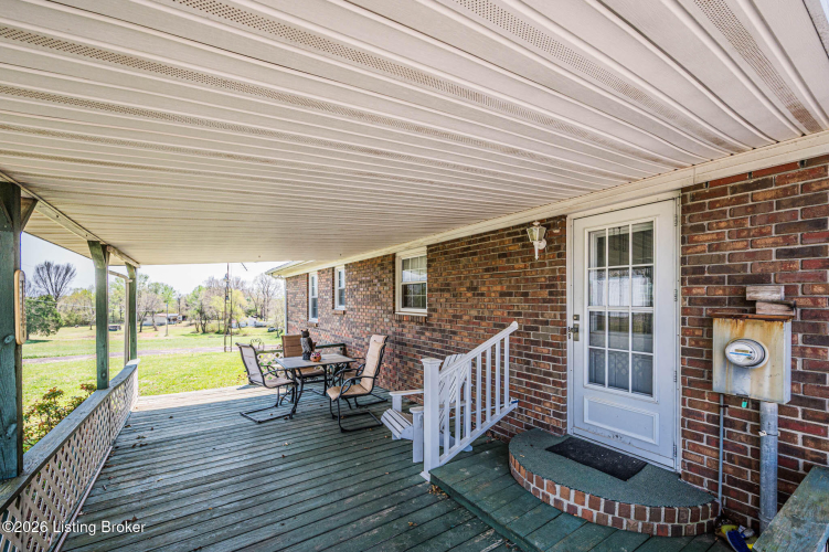 Listing Image 17
