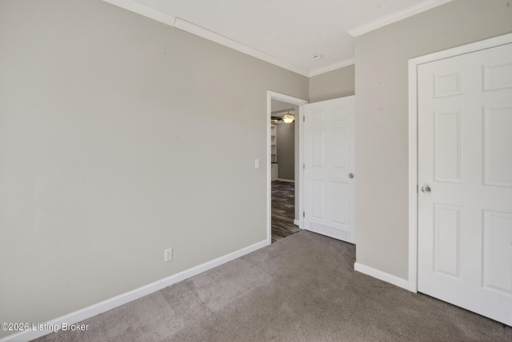 Listing Image 107