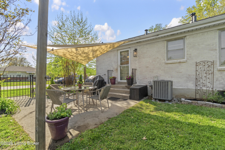 Listing Image 15