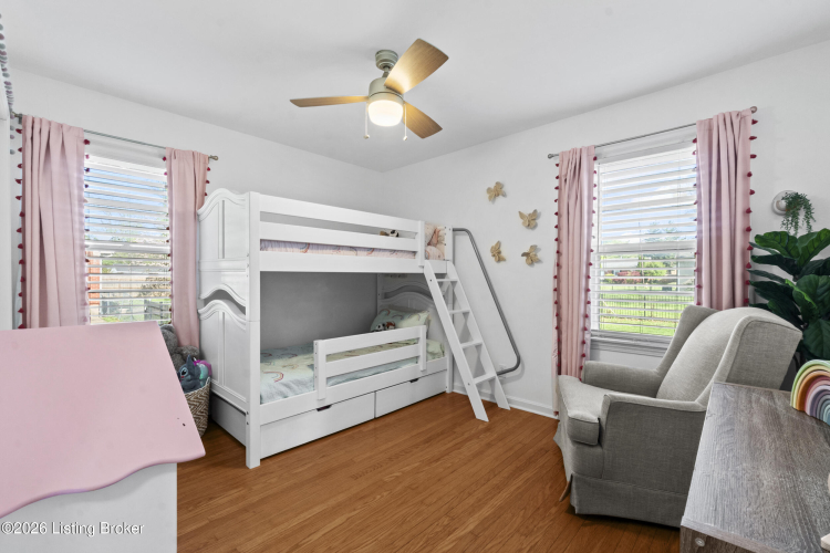 Listing Image 20
