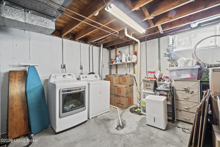 Listing Image 32