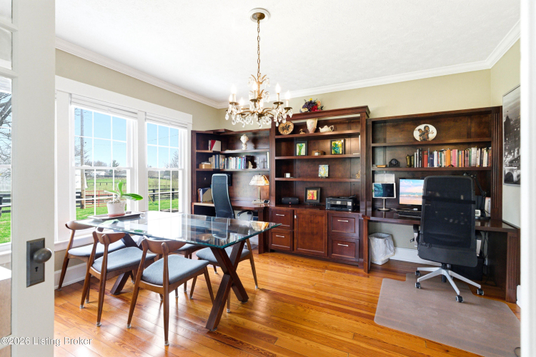 Listing Image 13