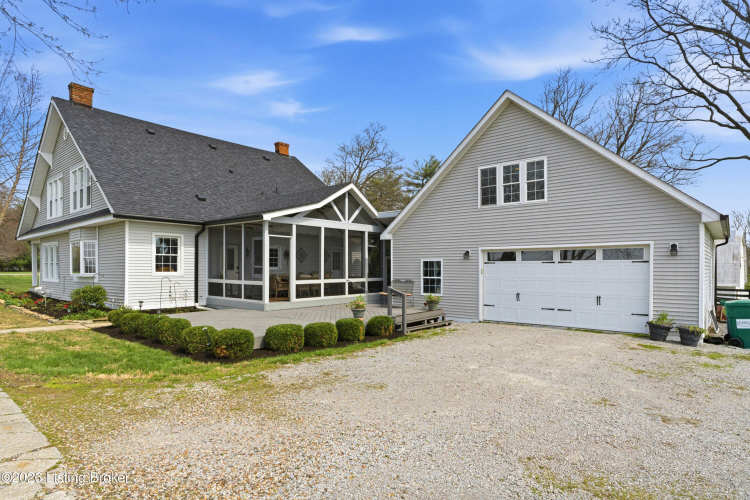 Listing Image 52