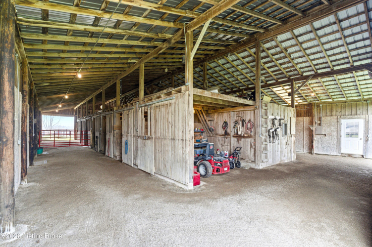 Listing Image 71