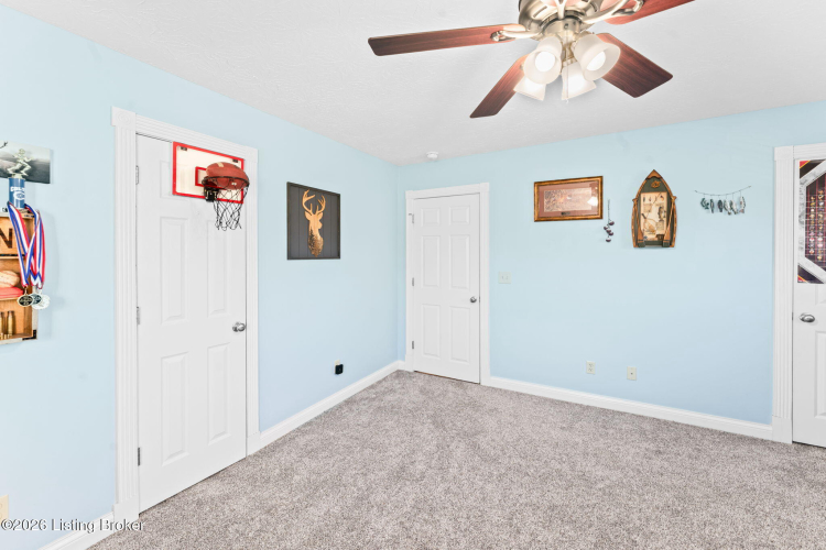 Listing Image 36