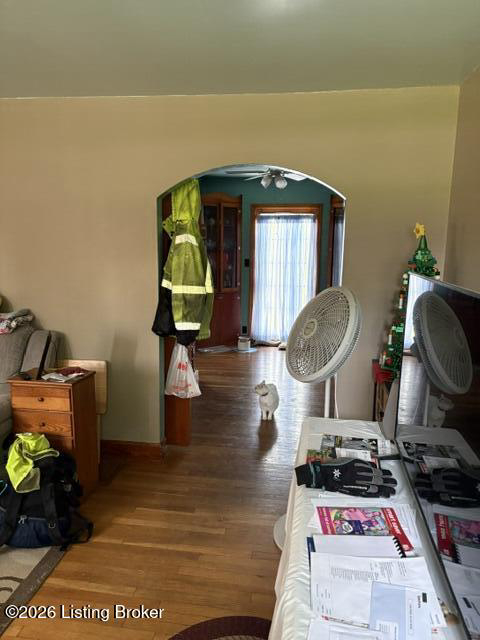 Listing Image 3