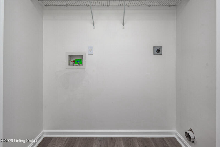 Listing Image 28