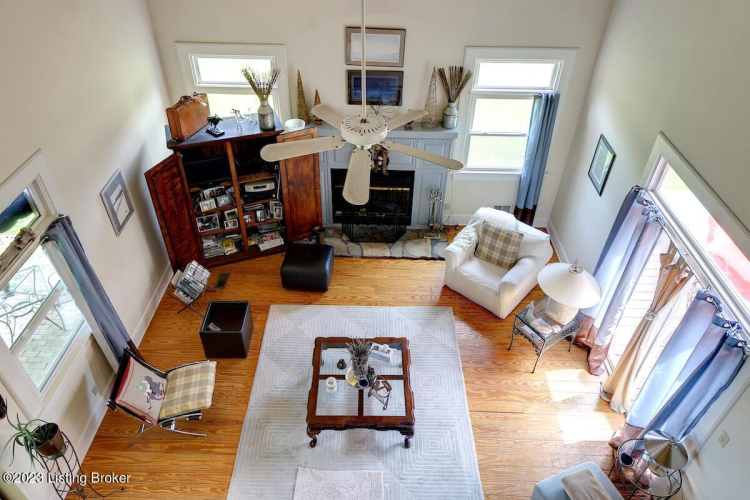 Listing Image 16