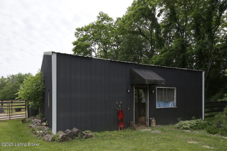 Listing Image 33
