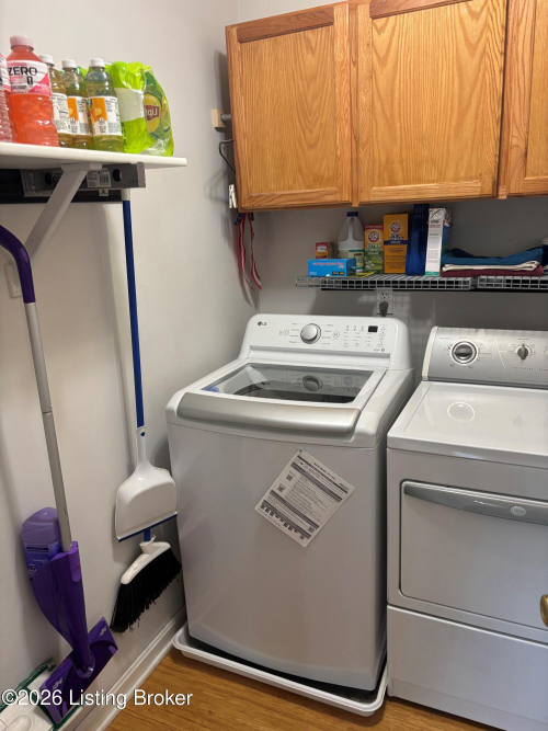 Listing Image 14