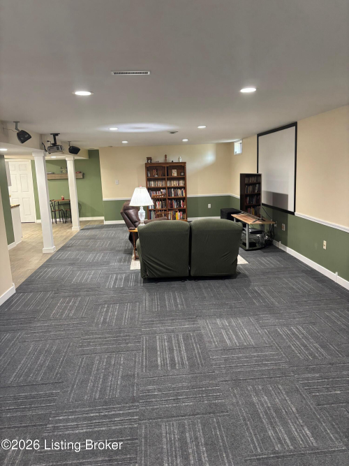 Listing Image 32