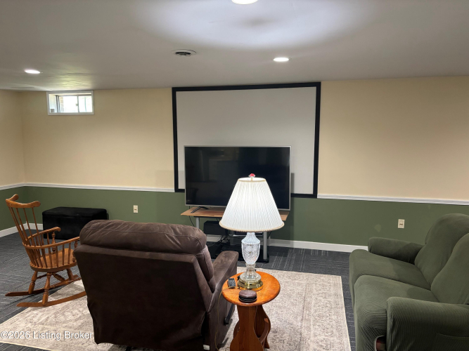 Listing Image 33