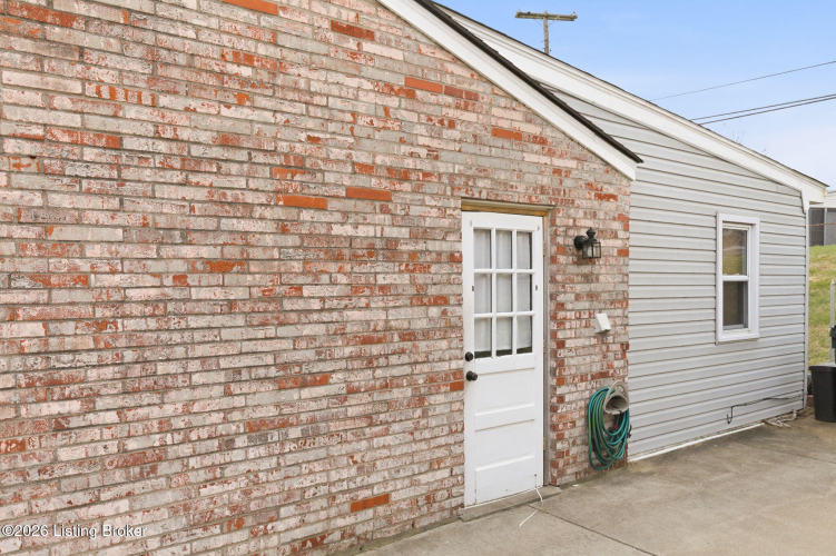 Listing Image 29