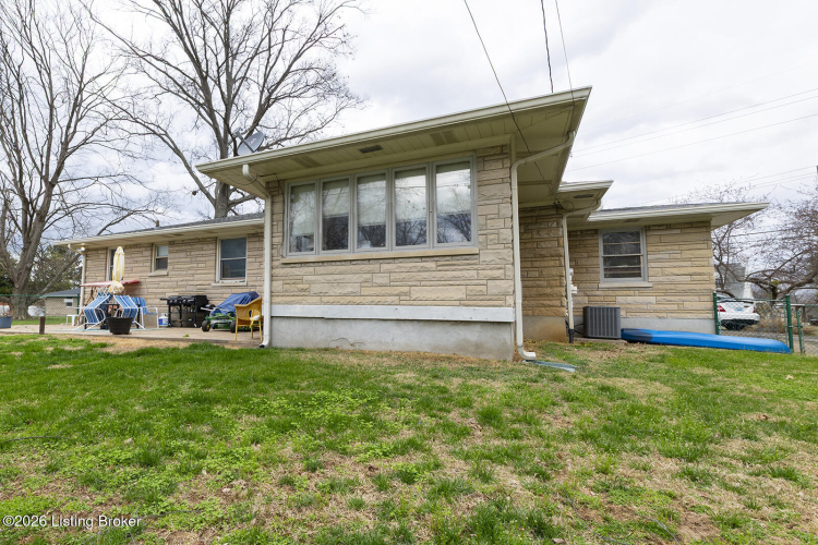 Listing Image 29