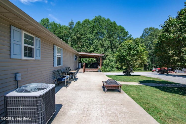 Listing Image 52