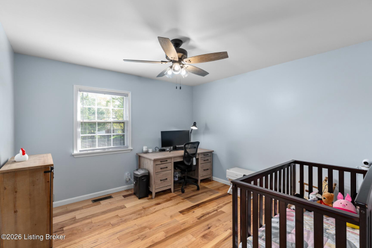 Listing Image 25