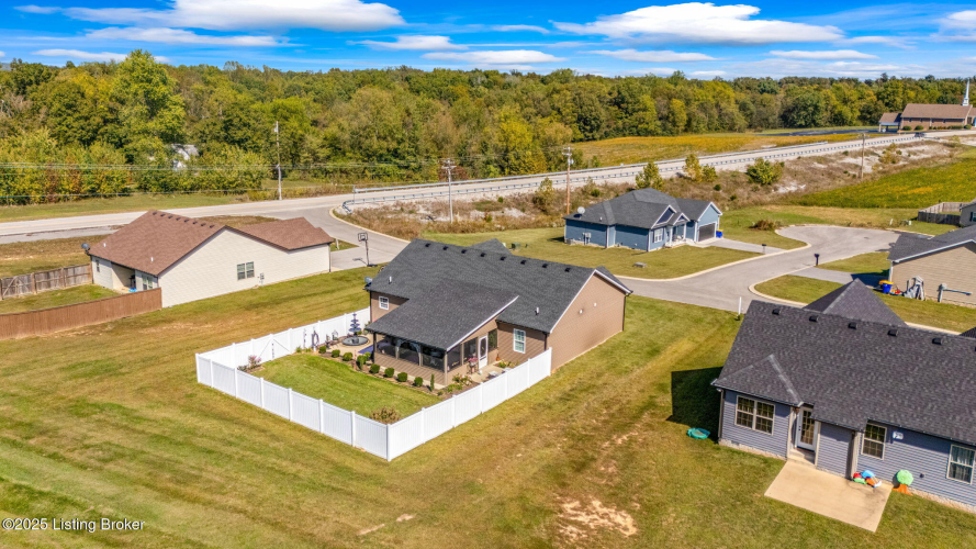 Listing Image 44