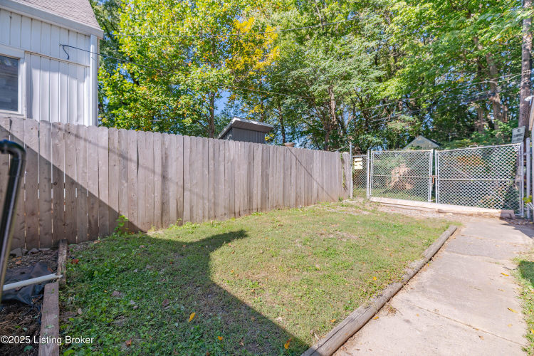 Listing Image 14