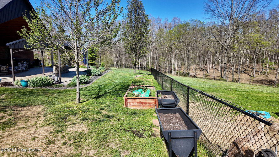 Listing Image 83
