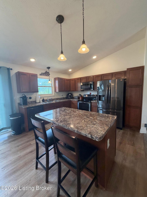 Listing Image 13