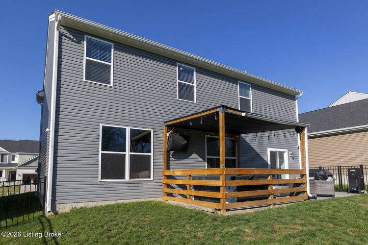 Listing Image 7