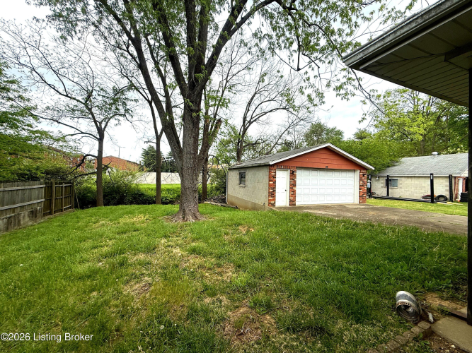 Listing Image 8