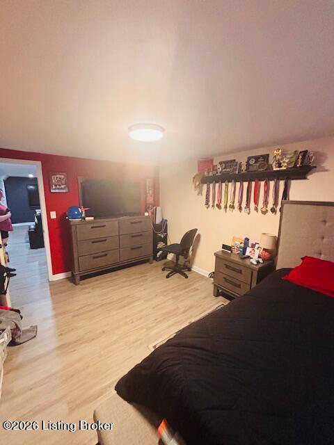Listing Image 17