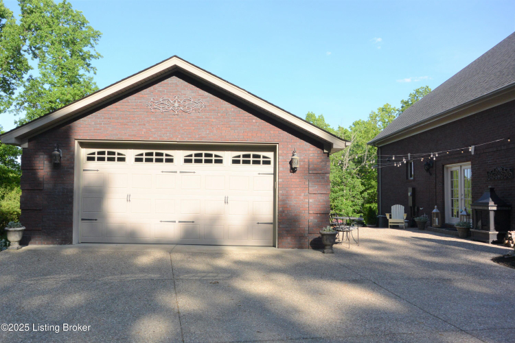 Listing Image 39