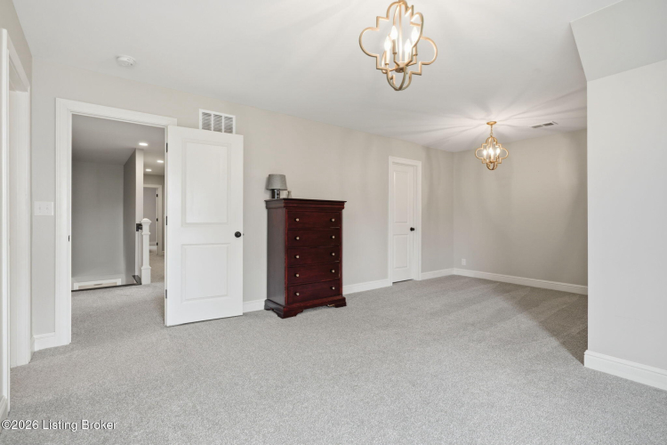 Listing Image 56