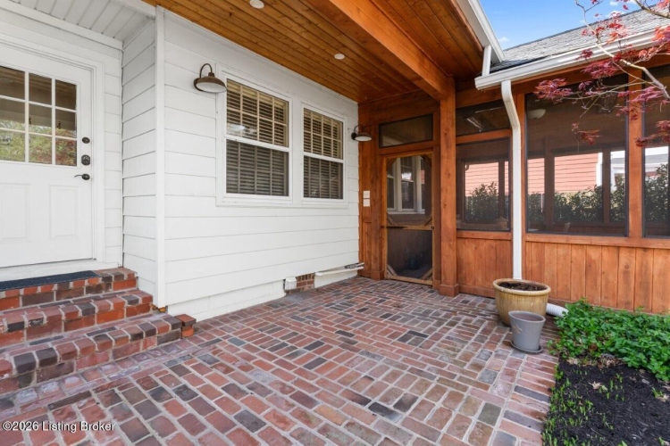 Listing Image 40