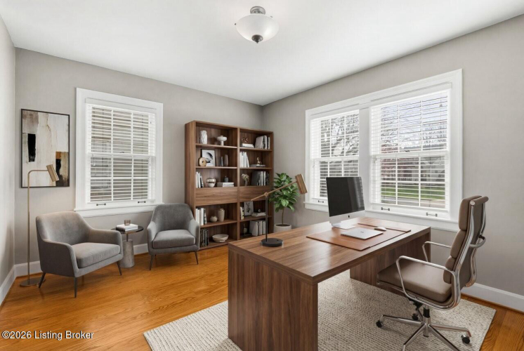 Listing Image 10